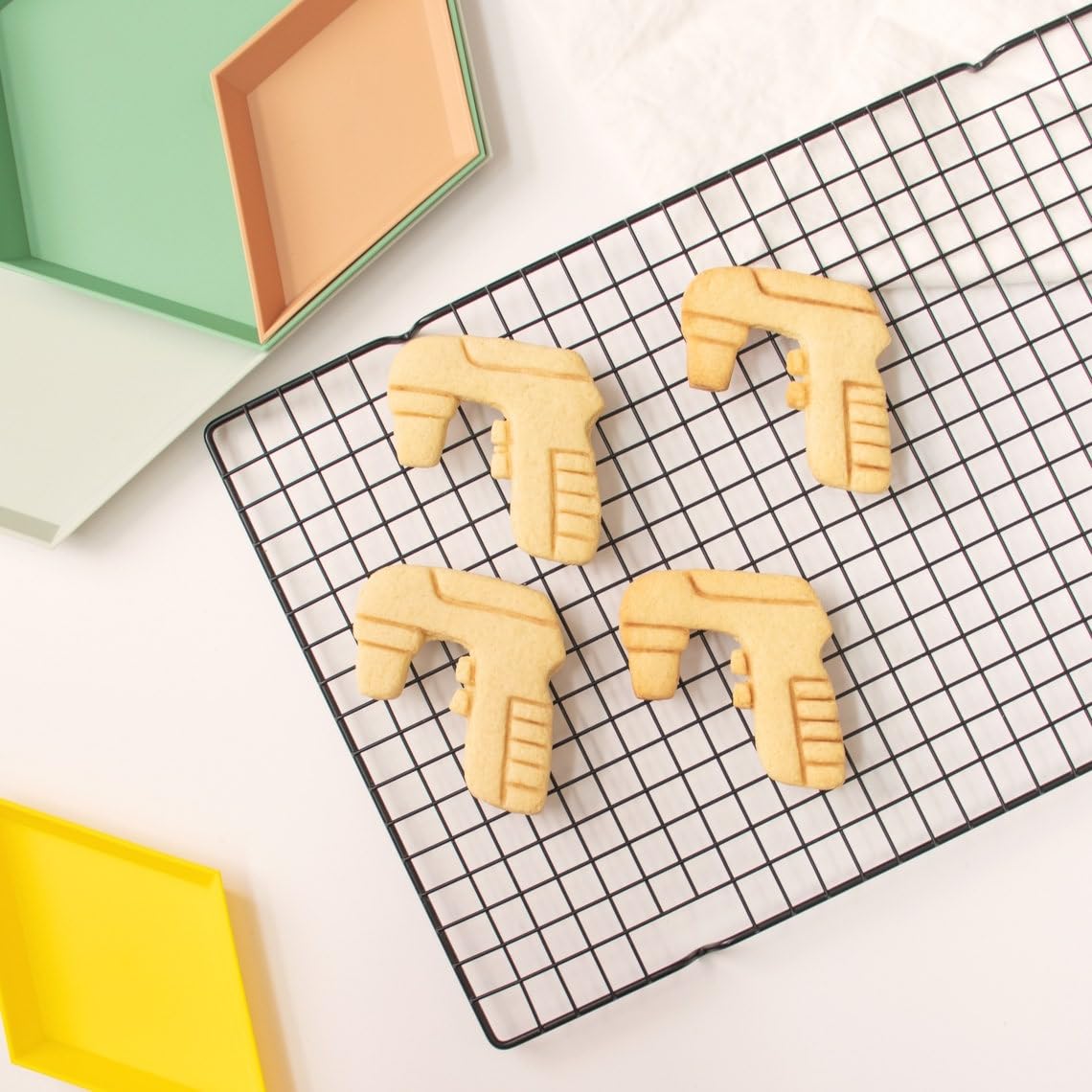 Cookie Electronic Pipette Cookie Cutter Biscuit Fondant Clay Baking Shaped Like Laboratory Electronic Pipette Perfect Microbiology Chemistry Biology Medicine Themed Baking (ONLY Electronic) - Image 2