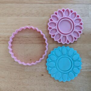 Black Flower Cookie Cutter and Stamp Set for Baking Fondant Biscuits Clay Crafts Floral Theme Cake Decorating Spring Garden Party Supplies Kids Activities Educational Projects and DIY