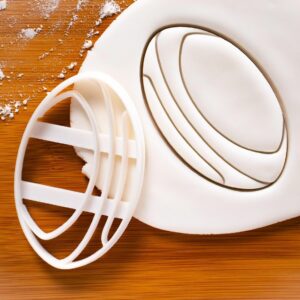 Rugby Ball Cookie Cookie Cutter Biscuit Fondant Craft Clay Cheese Dough Sugarpaste Sugarcraft Baking Tool Sports Theme Birthday Party Athletic Rugby Game Celebration India (ONLY Ball)