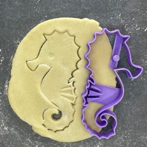 Seahorse Animal Shape Cookie Cutter for Baking Shortbread Cookies Pastry Sugar Paste Fondant Dough Cake Decoration Ocean Theme Underwater Party Treats Kids Crafts Homemade