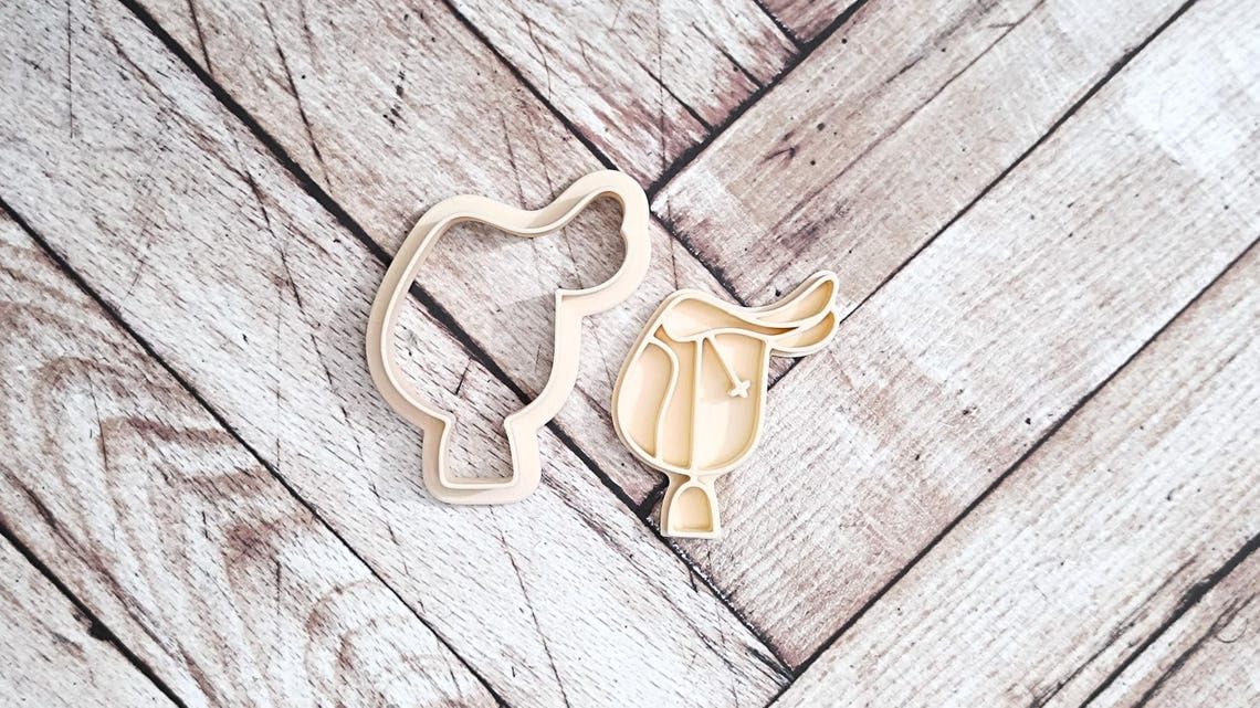 English saddle cookie cutter set Parents can use this cutter for themed baking activities with children, especially if they love horses or are learning to ride, making the experience - Image 2