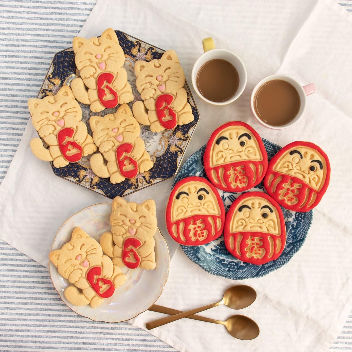 Lucky Cat Cookie Cutter Maneki Neko Beckoning Cat Paw Design for Japanese Good Luck Charm Biscuits Traditional Wishing Goal Success Craft Themed Baking Treats Kitchen Tool (ONLY LUCKY CAT) - Image 7