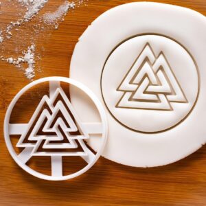 Triskelion Cookie Cutter Design 2 Celtic Triskele Trinity Spiral Symbol Viking Nordic Biscuit Patterns Ancient Runes Baking Tool Mythology Events Spiritual Gifts History Crafts (ONLY DESIGN 2)