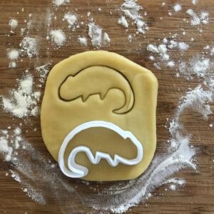 Black Chameleon Cookie Cutter cookie Reptile Animal Biscuit Cutter for Baking Cookies Fondant Clay Tool Reptile Birthday Party Halloween Decor DIY Wedding Favor Gift for Mom India