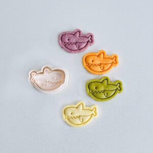 Black Shark Cookie Cutter Animal Cookie Cutter Stamp Set Ocean Baby Shark Baking Accessory Great White Shark Cookie Shape Cutter for Sea Themed Cookies Fondant Pastry Dough Candy Kitche