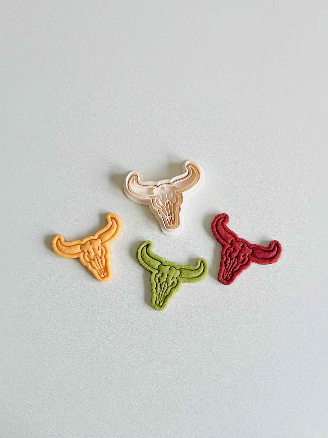 Black Bull Skull Cookie Cutter Halloween Cow Skull Cookie Cutter Stamp Set Black Bull with Horns Fondant Molds for Spooky Western Theme Cookies Chocolate Dough Baking Decorations - Image 4