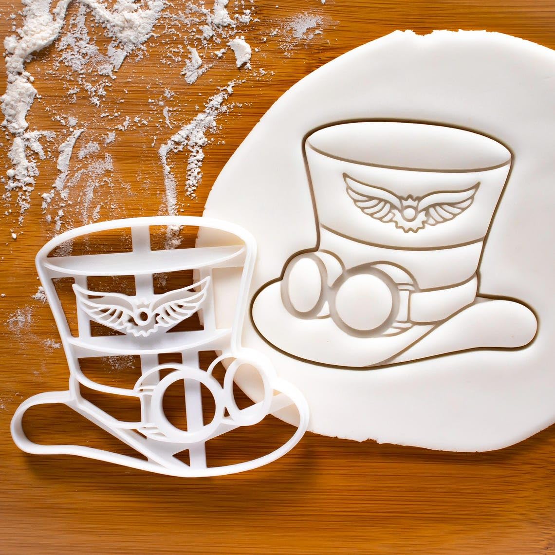 Steampunk Hat Cookie Cutter Cookie India Biscuit Cutter Victorian Era Science Fiction Party top hat Mechanical Vintage Industrial Fondant Clay Cutter Baking Tool (ONLY Steampunk HAT)