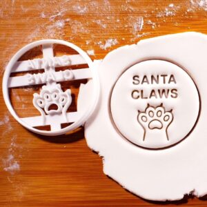 Santa Claws Cookie Cutter for Festive Holiday Baking Cute Cat Paw Biscuit Mold Christmas Party Supplies Cat Lover Gifts Winter Celebration Decorations Baking Tool for Pet EnthusiastsThe
