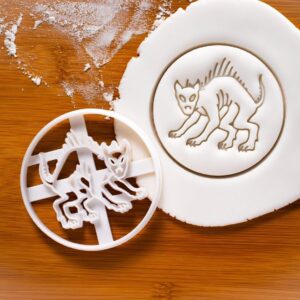 Werewolf Cookie Cookie Cutter Design 2 for Halloween Baking and Mythology Themes, Ideal for Urban Legend Parties, Folklore Desserts, Spooky Treats, Monster Cookies, Mythical (ONLY Design 2)