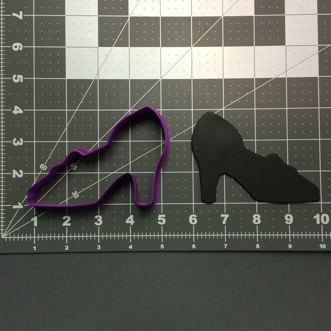 High Heel 100 Cookie Cutter for Baking Shortbread Biscuits Fondant Clay Crafts Cake Toppers Fashion Theme Party Supplies DIY Projects Dress-Up Activities Bridal Shower and Girls Night