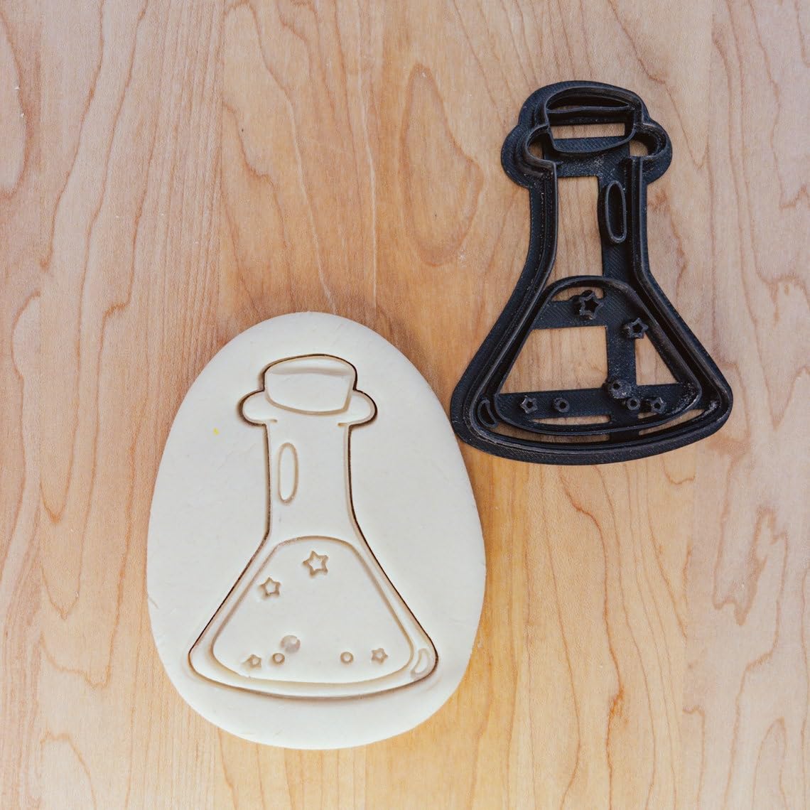 Potion Bottle Cookie Cutter Cookie for Fondant, Clay, Dough RPG Fantasy Game Flask Design, Magic Potion Cookies, Fantasy-Themed Crafts Made in India - Image 3