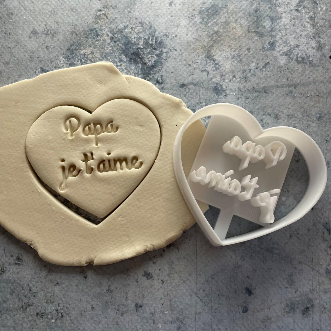 I Love You Message Cookie Cutter for Making Sand Biscuits Pastry Sugar Paste Fondant Cake Decoration Personalized Baking Tool to Create Homemade Romantic Treats - Image 4