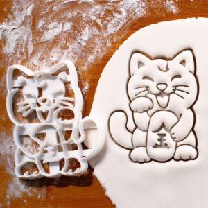 Lucky Cat Cookie Cutter Maneki Neko Beckoning Cat Paw Design for Japanese Good Luck Charm Biscuits Traditional Wishing Goal Success Craft Themed Baking Treats Kitchen Tool (ONLY LUCKY CAT)