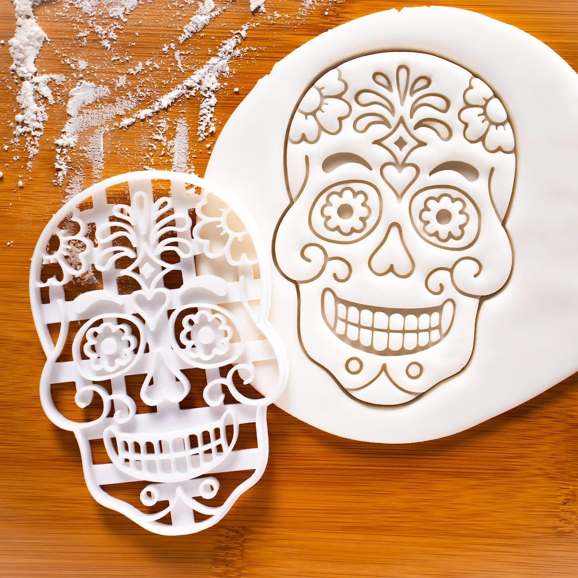 Skull with Floral Pattern Cookie Cutter Cookie Mold for Biscuit Fondant Clay Baking Sugarpaste Crafts Gothic Head Themed Treats and Unique Kitchen Tools