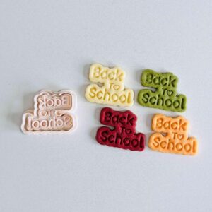 Black Back to School Cookie Cutter Text Word Stamp Set cookie Baking Tool for School Theme Cookies Fondant Cake Decorating Classroom Party Treats Home Baking Supplies