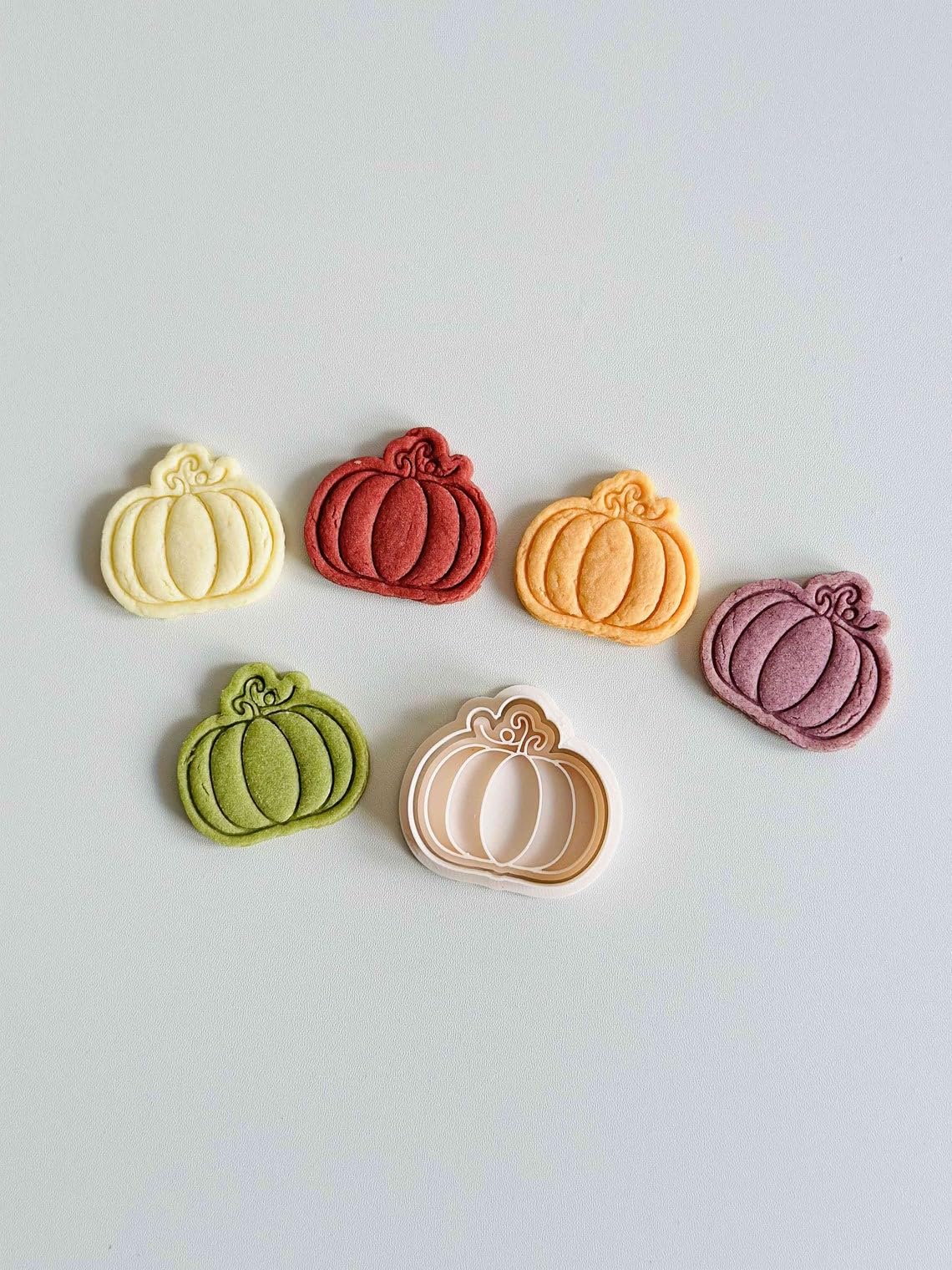 Black Pumpkin Cookie Cutter Fall Pumpkin Cookie Cutter Stamp Set Leaf Pumpkin Shape Baking Tool for Cookies Fondant Cake Decorating Autumn Party Treats Kitchen Baking Accessory - Image 2