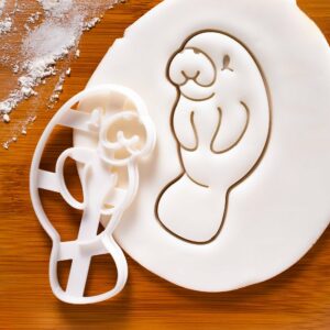 Cute Manatee Cookie Cutter | Adorable Sea Cow Biscuit Cutter for Baking | Wildlife-Inspired Animal Theme Party Supplies | Unique Gift for Animal Lovers and Creative Bakers (ONLY CUTE MANATEE)