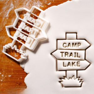 Camping Direction Sign Cookie Cutter | Ideal for Camp, Trail, and Lake Themes | Perfect for Outdoor Adventure Treats | Durable Cookie for Cookies and Fondant (ONLY Sign)