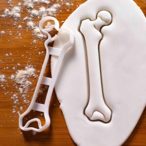 Femur Bone Cookie Cutter - Skeletal Thigh Mold for Medical Students, Anatomy Gifts, Unique Human Body Parts Decor, Perfect for Skeleton Themed Parties and Educational Baking (ONLY FEMUR BONE)