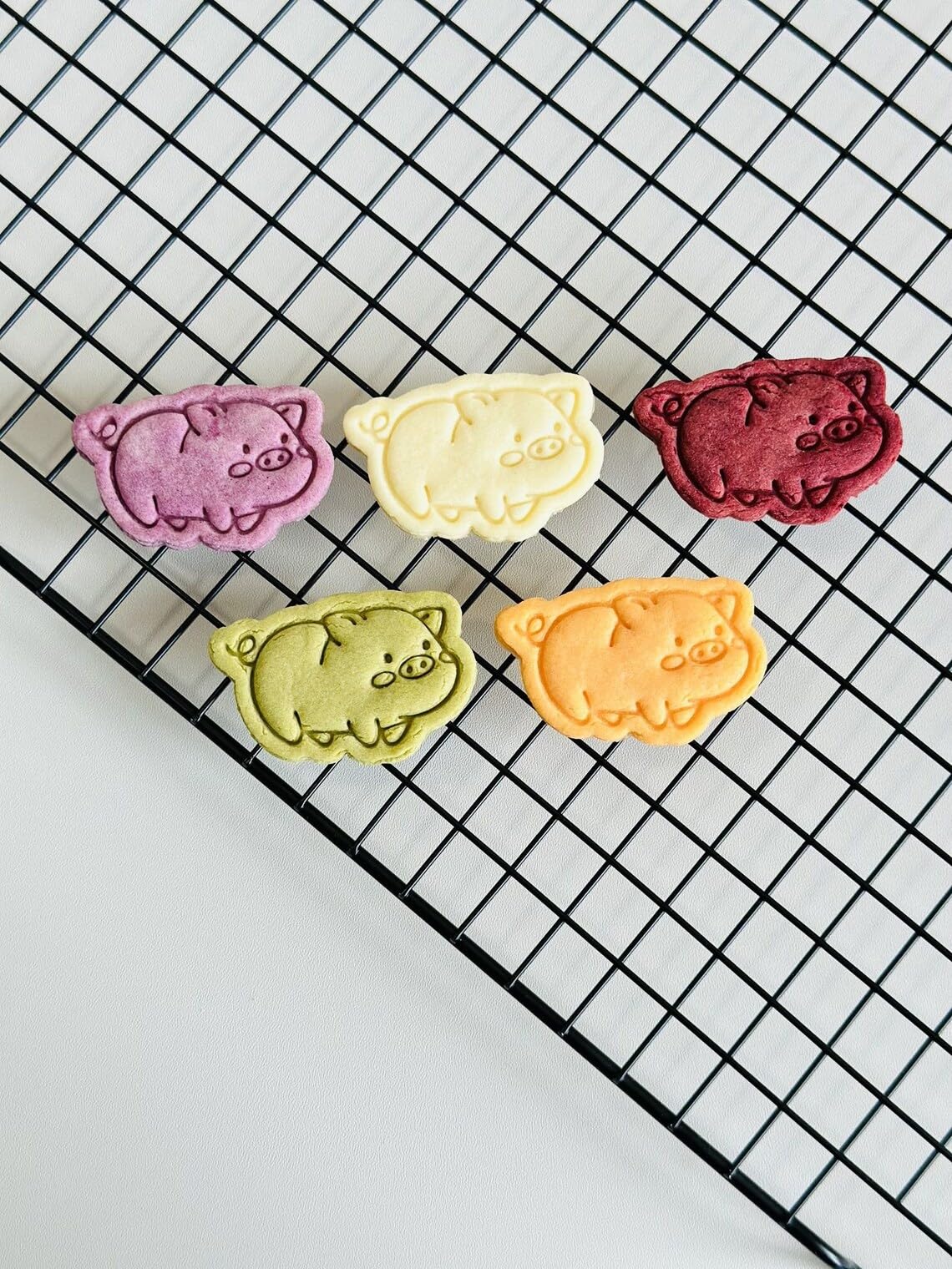 Black Pig Cookie Cutter Set, Animal-Shaped Cookie Mold, Creative Pig Cookie Cutter Stamp Set for Baking, Fondant and Dough Cutter, Fun Dessert Decoration and Baking Tool cookie India - Image 7