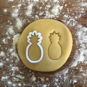Black Pineapple Cookie Cutter | Pineapple Fruit Cookie, Polymer Clay Cutter, Fondant Cutter, Jewelry Earring Mold, Summer Food Cutter, Party Baking Tool