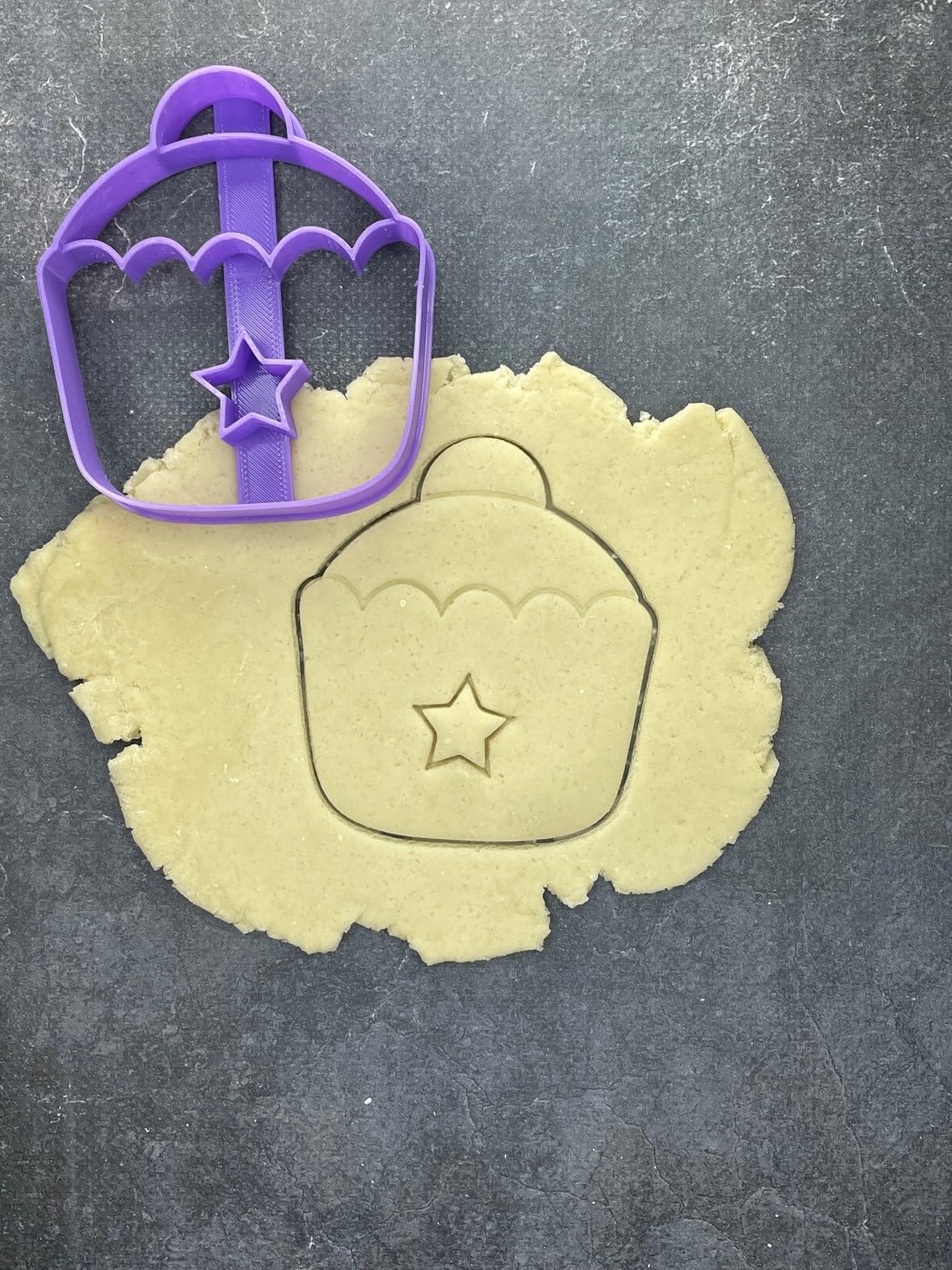 Star Cupcake Cookie Cutter for Shortbread Cookies Pastry Sugar Paste Dough Cake Decoration Star Topped Cupcake Shape Baking Tool for Birthday Party Dessert Table Homemade Treats - Image 2