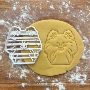Black Pomeranian Face Cookie Cutter Dog Biscuit Shape Gift Idea for Dog Lovers Baking Cookies Fondant Polymer Clay Cutter for Handmade Crafts and Pomeranian Dog Mom Gifts Treats Decor