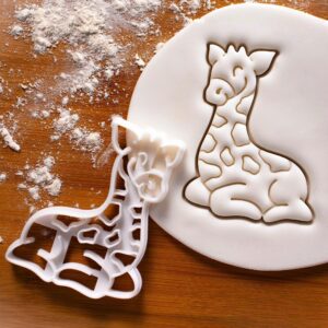 Baby Giraffe Cookie Cutter | Wild Safari and Jungle Biscuit Cutter for Baby Showers, Kids� 1st Birthday Parties, and Zoo-Themed Events