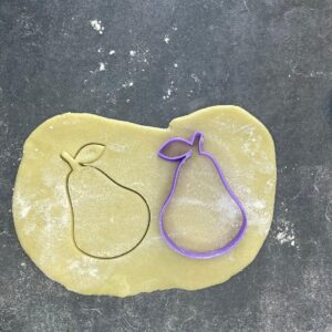 PEAR Shape Cookie Cutter for Making Shortbread Biscuits Pastry Sugar Paste Fondant Cake Decoration Fruit Themed Baking Homemade Kitchen Tools Fun Cooking Activity for Kids and Adults