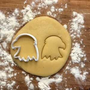 Black Eagle Head Cookie Cutter for Bald Eagle and Bird Cookies Polymer Clay Fondant Cutter Jewelry and Earring Craft DIY Animal Lover Birthday Party Treats
