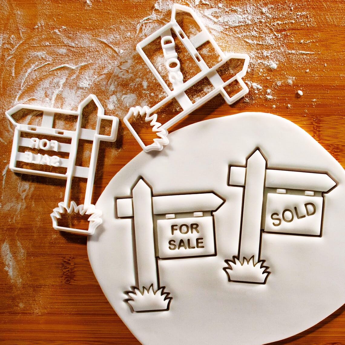 Sold Sign Cookie Cookie Cutter Real Estate Themed Biscuit Cutter Home Sale Party Baking Tool Realtor Gifts Open House Celebration Decor Kitchen Accessories (ONLY Sold) - Image 2