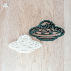 Santa is an Alien Christmas Cookie Cutter Cookie for Fondant, Clay, Dough Unique Spaceship Holiday Cookie Design Funny Christmas Baking Gift Idea Party Treats Made in India
