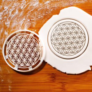 Flower of Life Cookie Cutter Sacred Geometric Biscuit Cutter Intricate Pattern Baking Spiritual Symbol Design Ideal Meditation Events Mindfulness Celebrations Artistic (ONLY FLOWER OF LIFE )