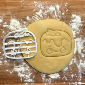 Black Christmas Pudding Cookie Cutter for Christmas Cookies Winter Baking Cute Kawaii Xmas Biscuit Fondant Clay Cutter Holiday Treats Christmas Gift for Mom Happy Holidays Home Baking