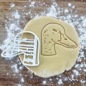 Black Duck Face Cookie Cutter Pastry Fondant Dough Biscuit Baking Tool DIY Party Favors Home Baking Creative Farm Animal Cookies Kids Birthday and Seasonal Treats