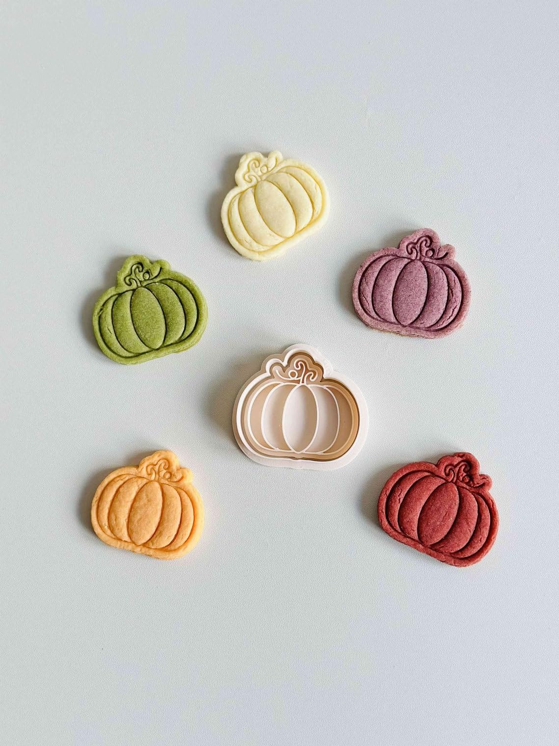 Black Pumpkin Cookie Cutter Fall Pumpkin Cookie Cutter Stamp Set Leaf Pumpkin Shape Baking Tool for Cookies Fondant Cake Decorating Autumn Party Treats Kitchen Baking Accessory - Image 3