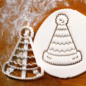 Party Hat Cookie Cutter - Celebrate Birthdays, Themed Parties, and Special Events with Fun Treats, Unique Baking Gift Kids Adults, Creative Cookie Designs (ONLY HAT)