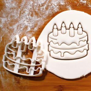 Cake with Candles Cookie Cutter - Ideal for Baking Birthday Party Treats, Fun Celebrations, Kids' Birthday Cookies, and Festive Desserts (ONLY CAKE)